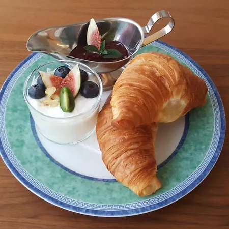 Napoleon アパート